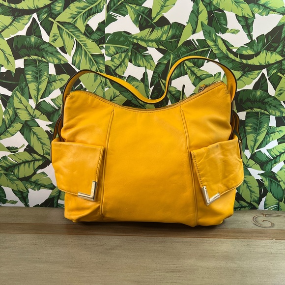 MICHAEL KORS YELLOW BEVERLY LARGE LEATHER - Picture 7 of 13